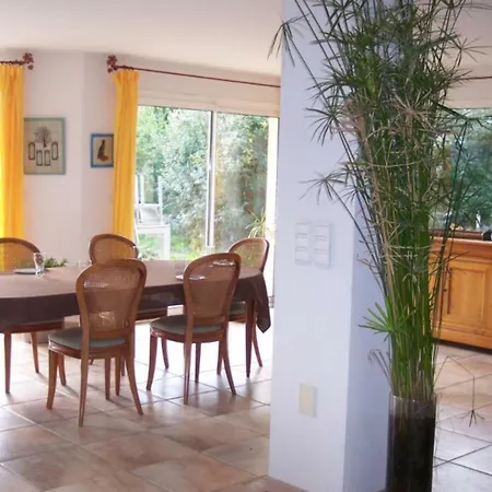 Bed & Breakfast Chez Brigitte Et Sylvain 4*